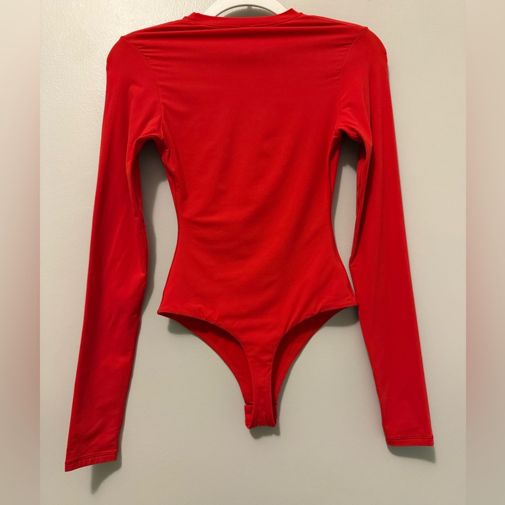 Skims | Fits Everybody Long Sleeve Crew Neck Bodysuit | NWT - Picture 3 of 5